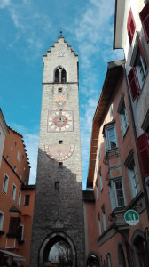 The 46-metre-high municipal tower of Vipiteno, known as the Tower of Twelve. It used to be the seat of the fire brigade, and it is considered the symbol of the town.