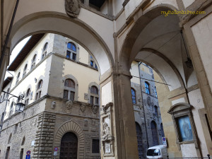 arezzo 18